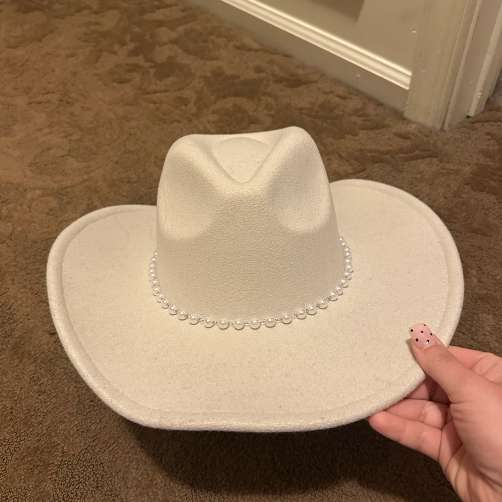 Altar'd State Cream Pearl-Trimmed Hat